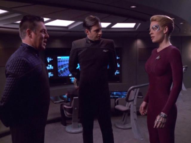 Captain Braxton recruits Seven of Nine