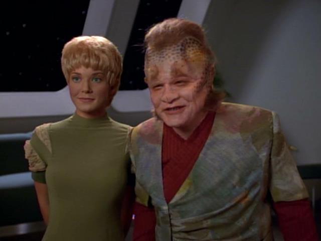 Kes and Neelix request to remain on Voyager