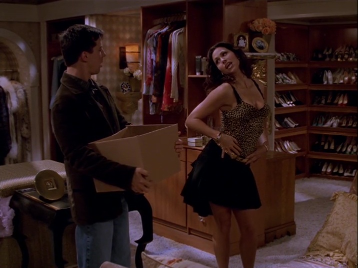 Jake meets Lorraine in Karen's closet